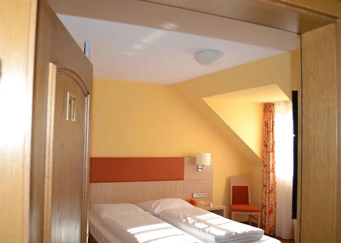 Hotel-gasthof Rotes Ross 2* Markt Einersheim