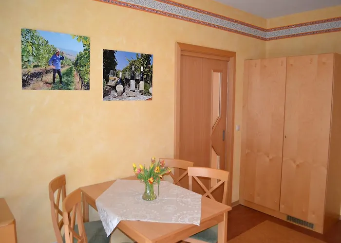 Hotel-gasthof Rotes Ross Markt Einersheim