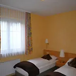 Hotel Hotel-gasthof Rotes Roß Markt Einersheim