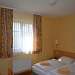 Hotel-gasthof Rotes Roß 2*