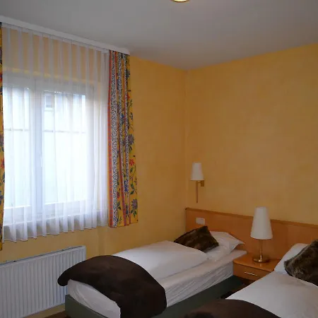 ホテル Hotel-gasthof Rotes Ross Markt Einersheim