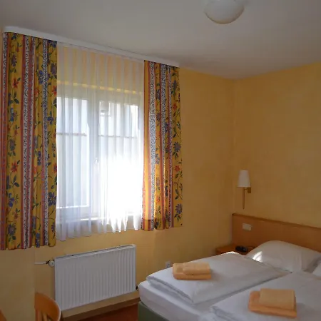 Hotel-gasthof Rotes Ross 2*