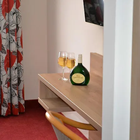 Hotel-gasthof Rotes Ross 2* Markt Einersheim