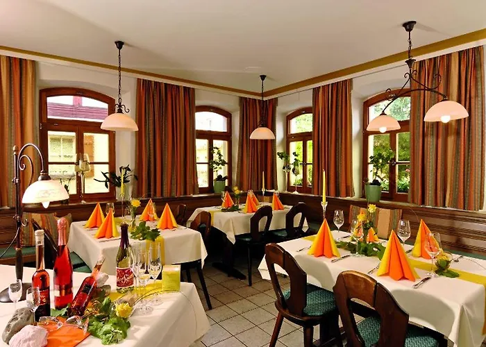 Hotel Hotel-gasthof Rotes Roß Markt Einersheim
